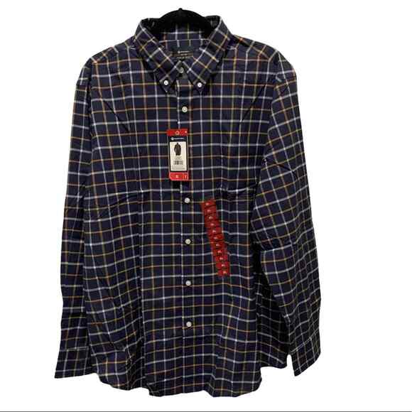 Members mark XL button down plaid shirt. No front pockets. - Picture 1 of 6